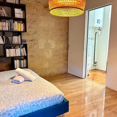 Marengo - T2 Avec 1 1 Salle De Bain Et 1 Canape Lit 公寓 *